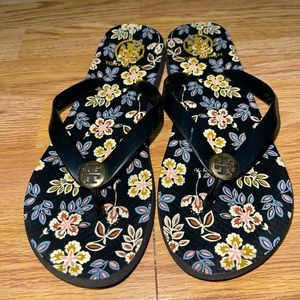 Tory Burch Thin Flip-Flop (Summer Edition)